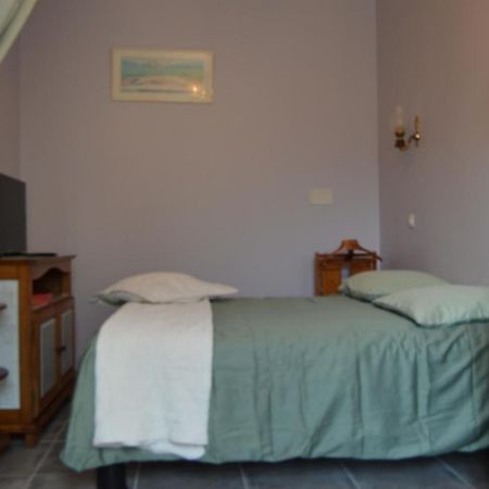 Chambre Charentaise Vars  Exterior photo